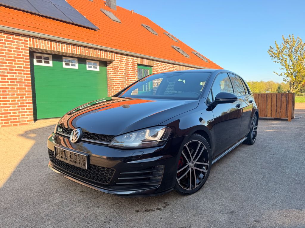 Image of Volkswagen Golf