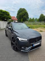Volvo XC90 B5 D AWD Geartronic R-Design R-Design - silberne Volvo XC90