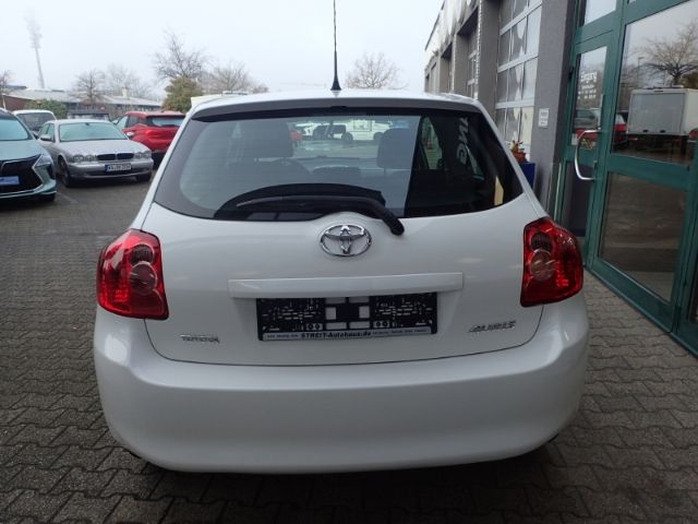 Fahrzeugabbildung Toyota Auris 1.6 Life Valvematic Navi Bluetooth USB Sch