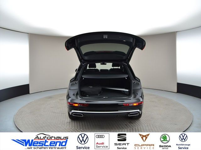 Fahrzeugabbildung Audi Q5 S line 55 TFSIe 270kW qu. Matrix Pano Navi