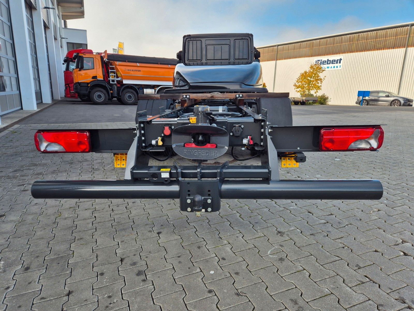 Fahrzeugabbildung Iveco Eurocargo ML80E22/P 2x AHK Klima Standh. Bett