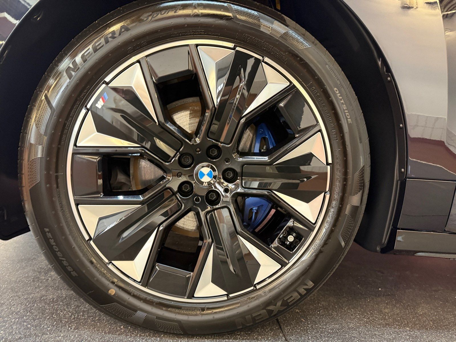 BMW iX - Bild 15