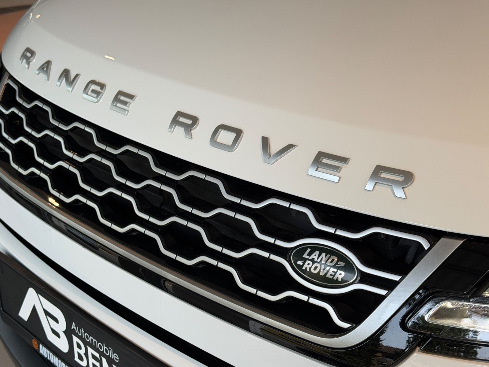 Fahrzeugabbildung Land Rover Range Rover Evoque S Hybrid/P300/360°/APPLE/NAVI