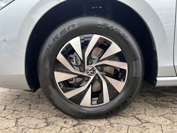 Volkswagen Passat Variant Business 2.0 TDI 150PS 7-Gang-DSG