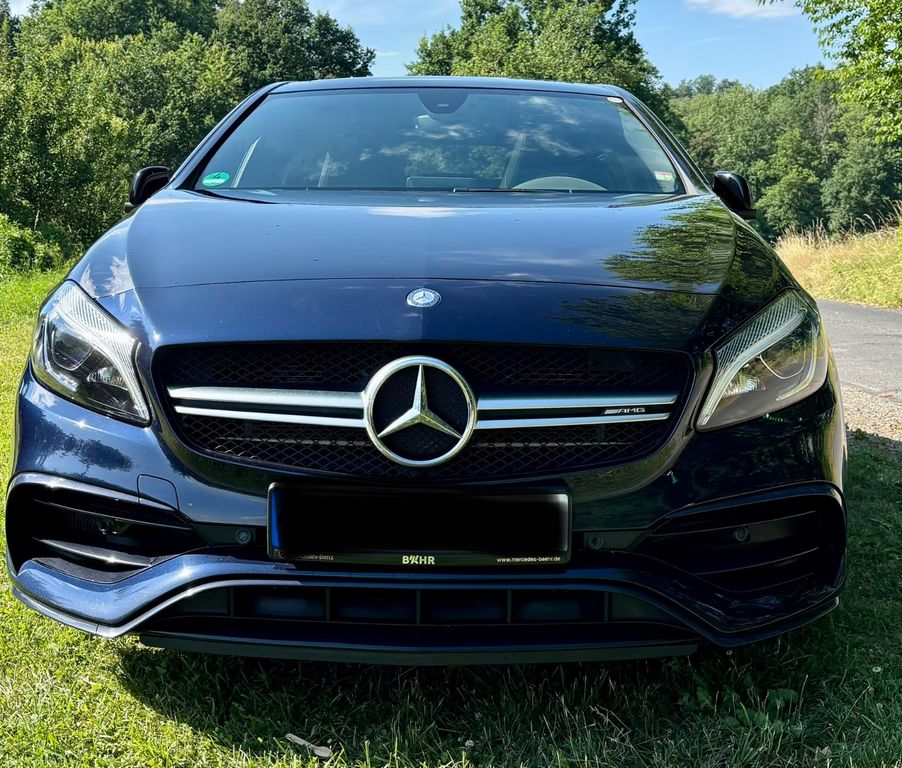 Image of Mercedes-Benz A 45 AMG