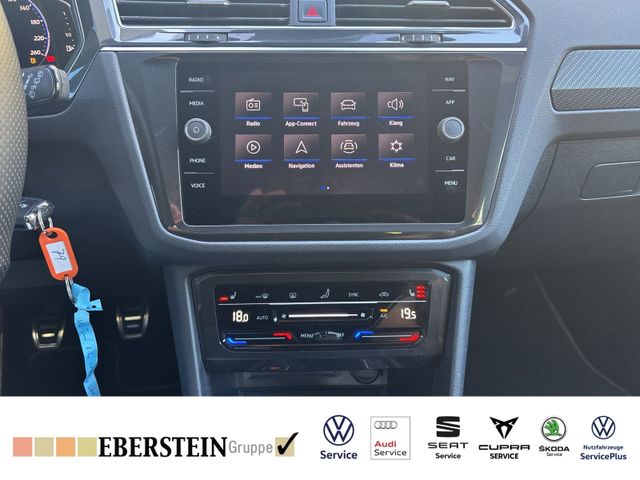 Volkswagen Tiguan R-Line 2,0TDI AHK IQ.Light Navi RFK