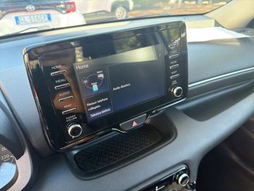 Toyota Yaris - 10