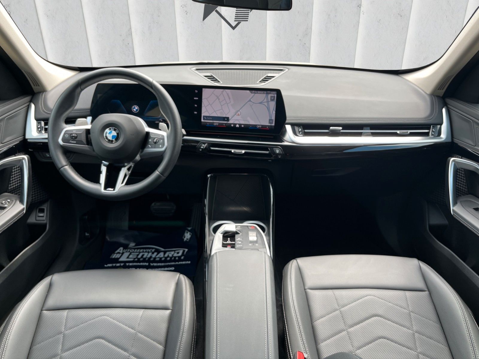 Fahrzeugabbildung BMW X1 Shadow-Line*XLine*NAVI*PDC*KAMERA*u.v.m**