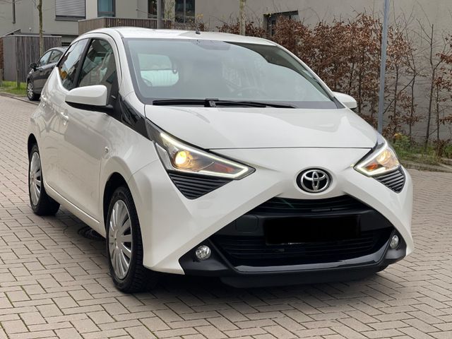 Toyota Aygo AYGO x-play connect