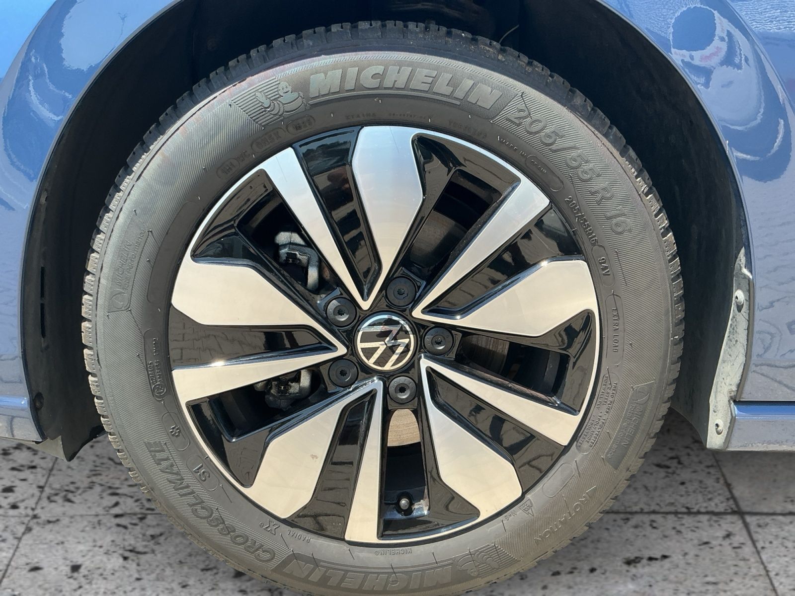 Volkswagen Golf - Bild 8