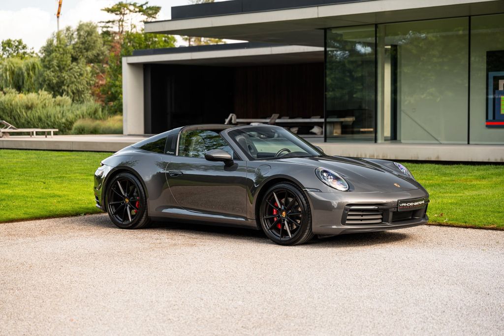 Image of Porsche 992