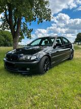 BMW 325i e46 Limousine - BMW 325: E46 325i