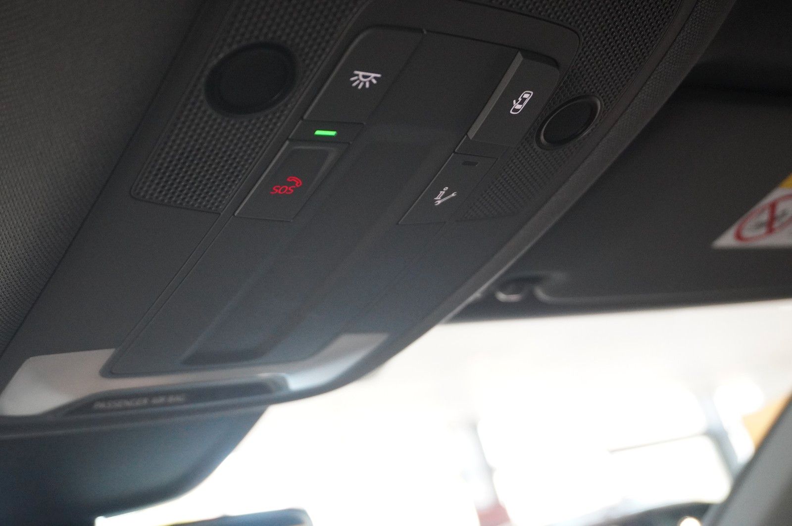 Fahrzeugabbildung Audi A3 Sportback 35 TFSI ADVANCED NAVI/LED/SPORT/DAB