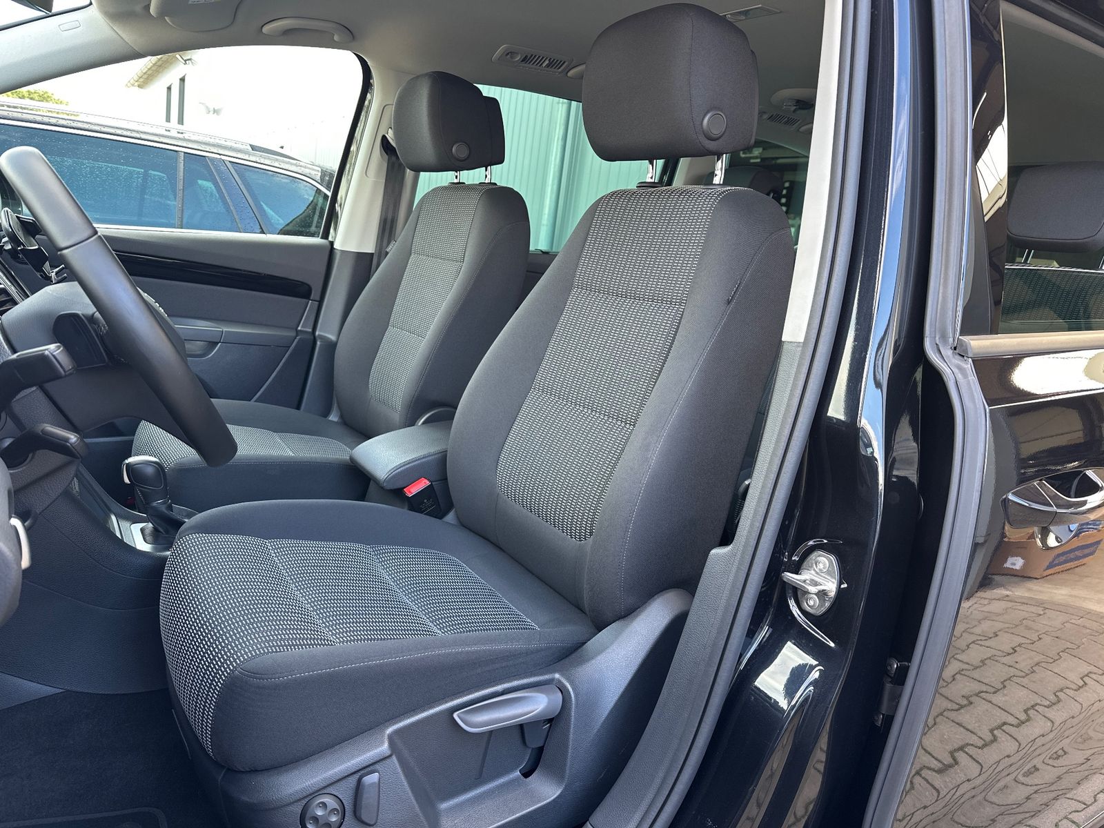 Fahrzeugabbildung SEAT Alhambra 2.0 TDI Stylance DSG NAV+KAMERA+SHZ