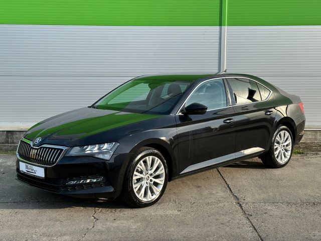 Skoda Superb 150PS DSG V.Cockpit ACC KAMERA LM18"AHK