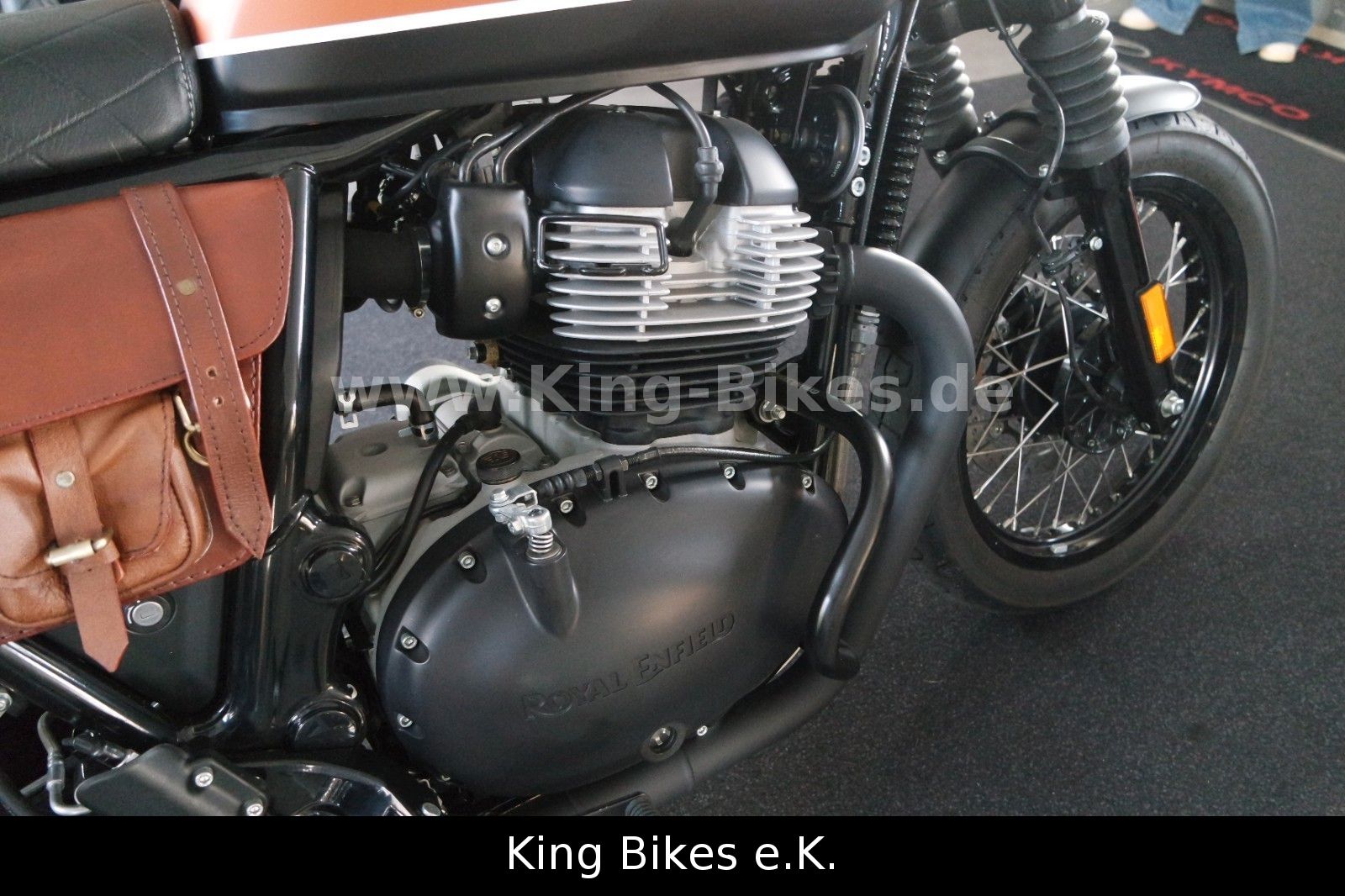 Fahrzeugabbildung Royal Enfield Interceptor 650 - Öhlins - Zard Auspuff - TOP -