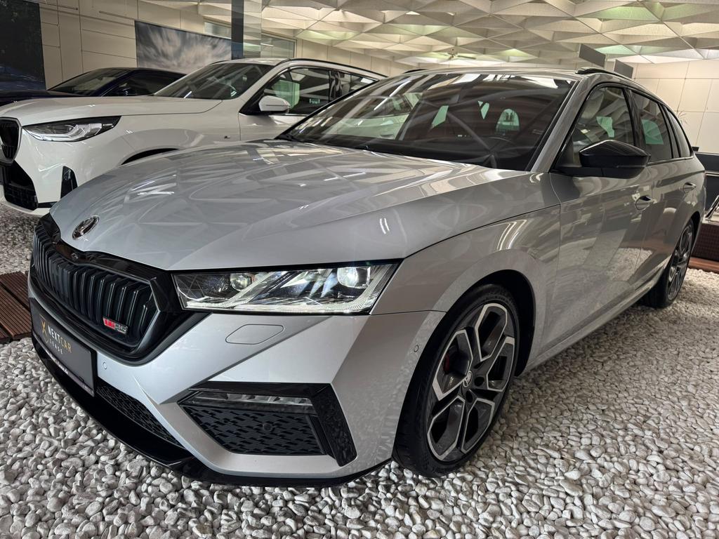 Skoda Octavia RS Plus Pano CANTON AHK StdHz Massage 2022