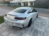 Mercedes-Benz Mercedes Benz E Coupé 220D AMG Paket - Mercedes-Benz 220: Coupe
