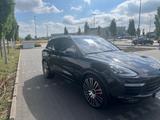 Porsche Cayenne Turbo Turbo - gebrauchte Porsche Cayenne aus dem Jahr 2014
