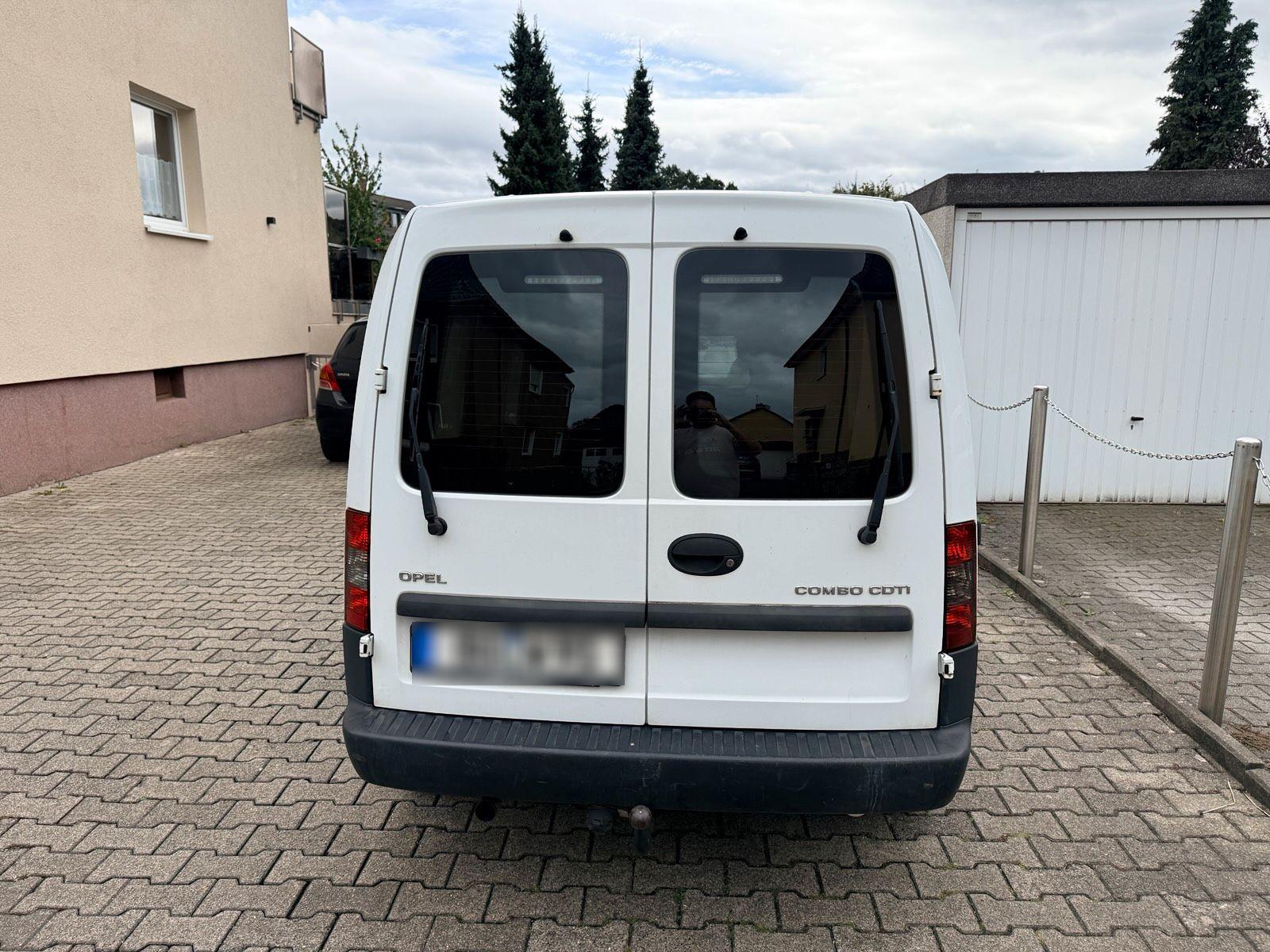 Opel Combo 2007 — engine 75 HP (55kW)