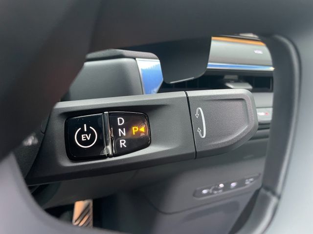 Fahrzeugabbildung Kia EV9 4WD GT-line Launch Edition