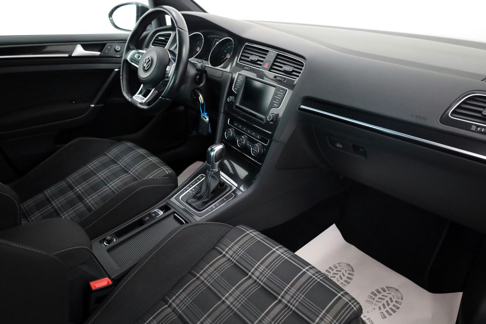 Fahrzeugabbildung Volkswagen Golf VII Lim. GTD BMT,Navi,Bi-Xenon,ACC,SR+WR