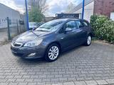 Opel Astra J Sports Tourer SHZ PDC TEMP GARANTIE