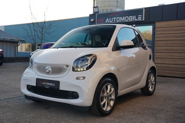 Smart ForTwo coupe*Navi*Sitzh*Pano*