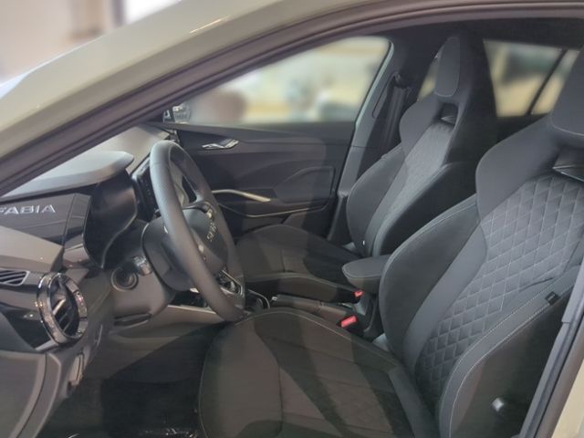 Fahrzeugabbildung SKODA Fabia 1.0 TSI Balance PAKET LICHT SICHT & WINTER