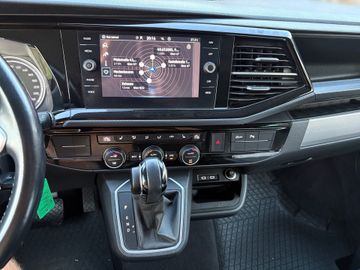 Volkswagen T6 Multivan - 12