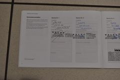 VOLVO XC60 D5 AWD~R Design~Leder~Business~I-safe~21"