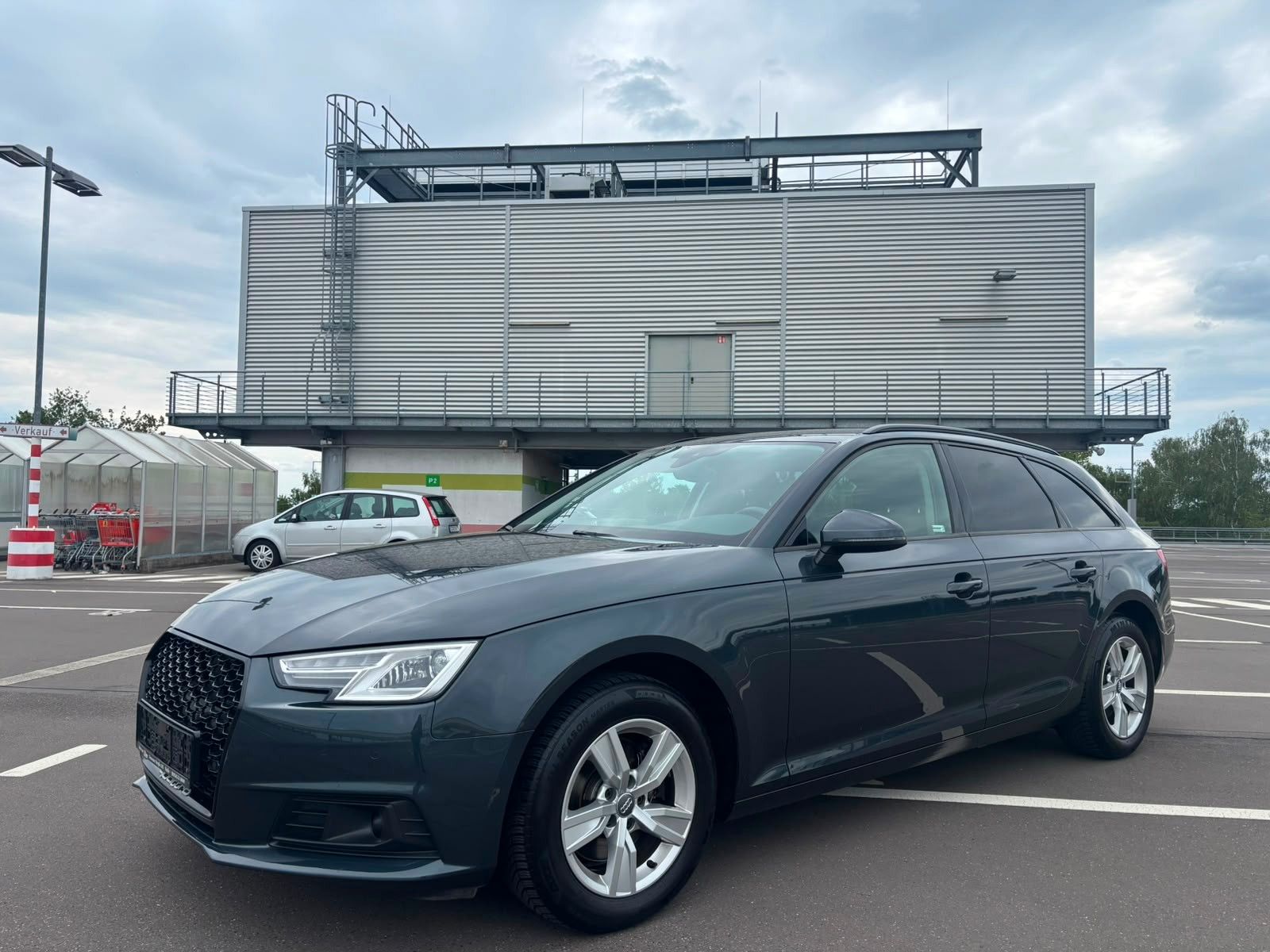 AUDI Audi A4 Avant 2.0 TDI S tronic | LED Navi Ahk