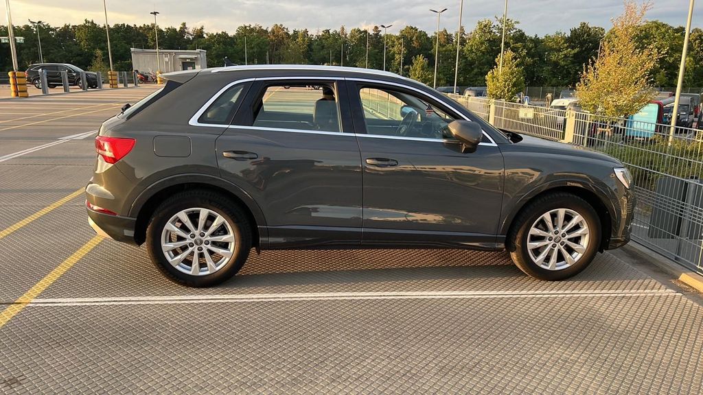 Image of Audi Q3
