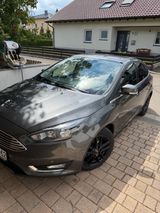 Ford Focus 1.5 TDCi 88kW PowerShift Titanium Titanium
