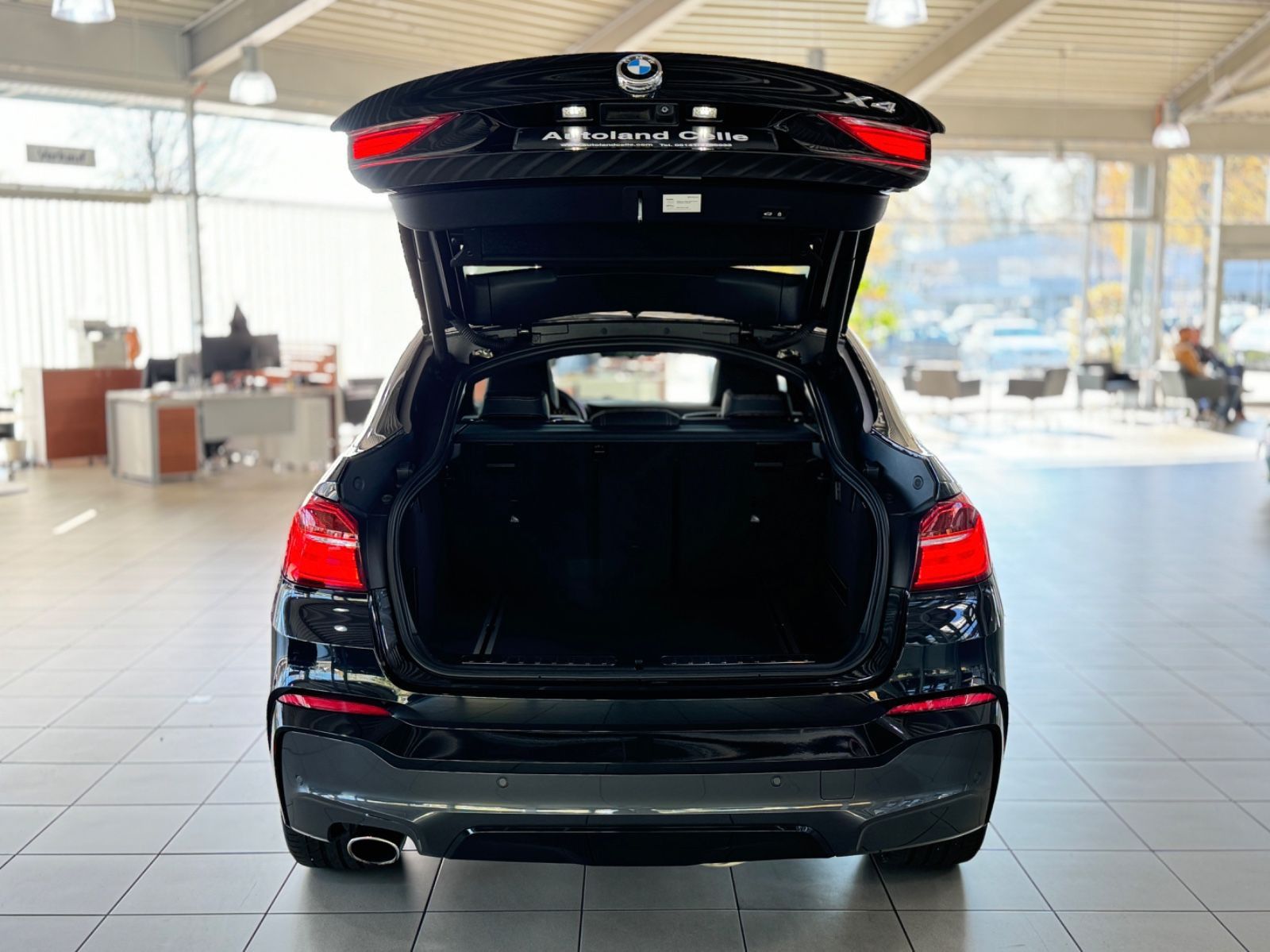 Fahrzeugabbildung BMW X4 xD20i M Sport Kamera Navi Xenon Komfort AHK