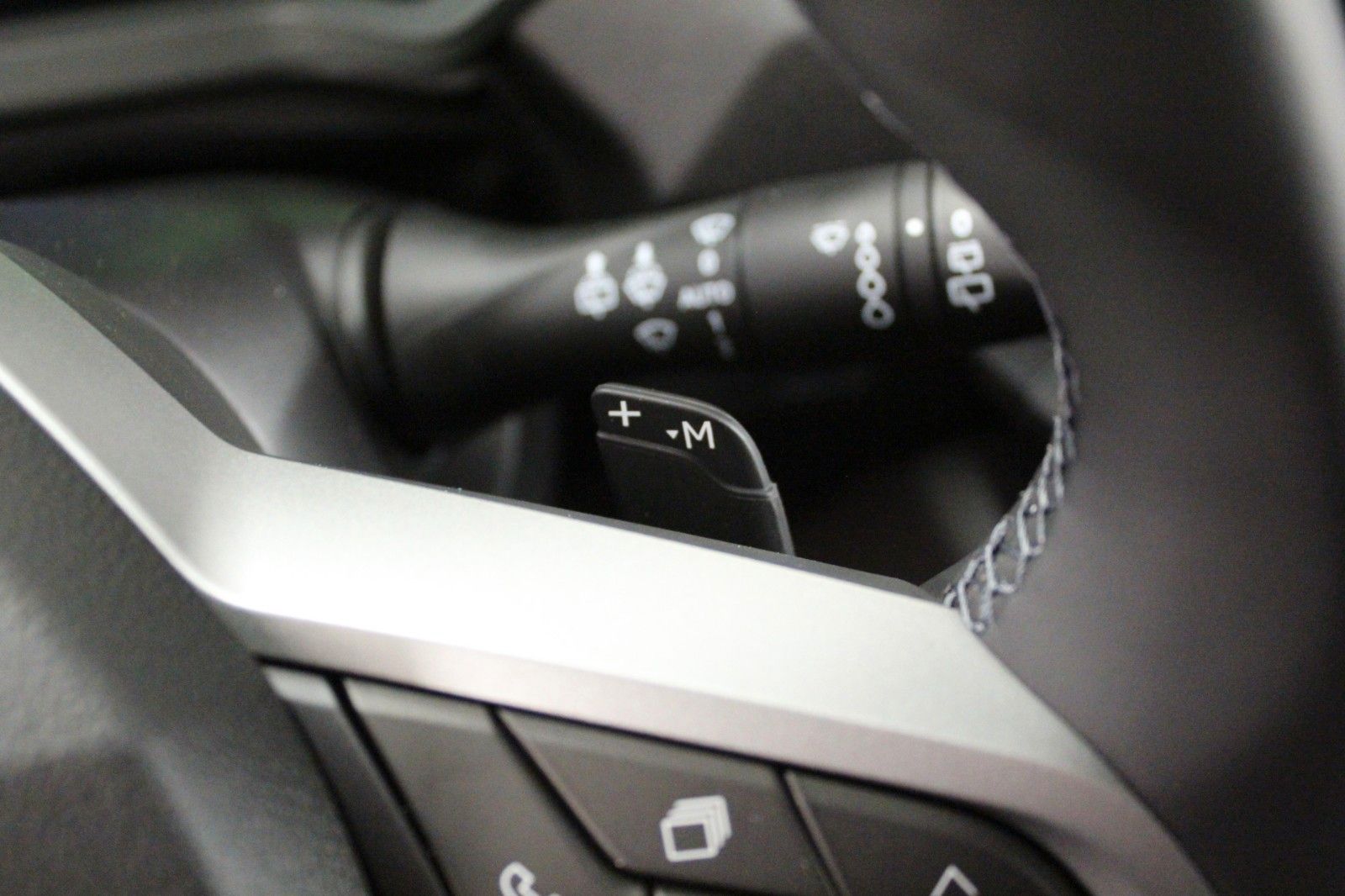 Fahrzeugabbildung Dacia Duster Eco G 120   LPG Extreme  *Automatik *