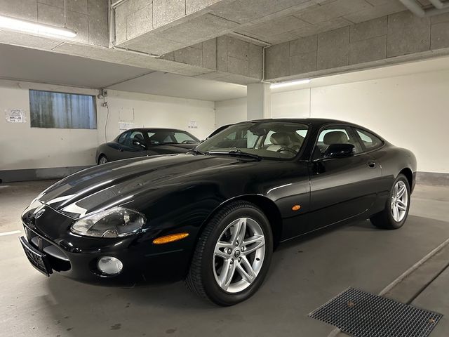 Jaguar XK8 4.2 Coupe MY 2004 **1.Hd**Navi**Xenon 1A+