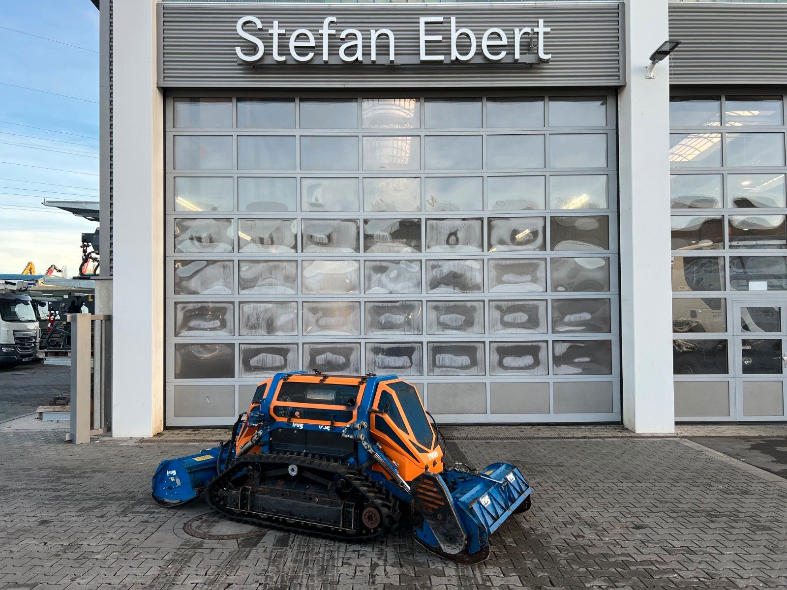 Fahrzeugabbildung Andere Irus Twin 75V2 Raupe / Mulcher / Funk