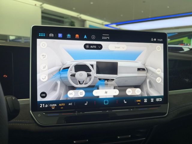 Passat R-Line 1,5 l eHybrid DSG AHK-klappbar Nav