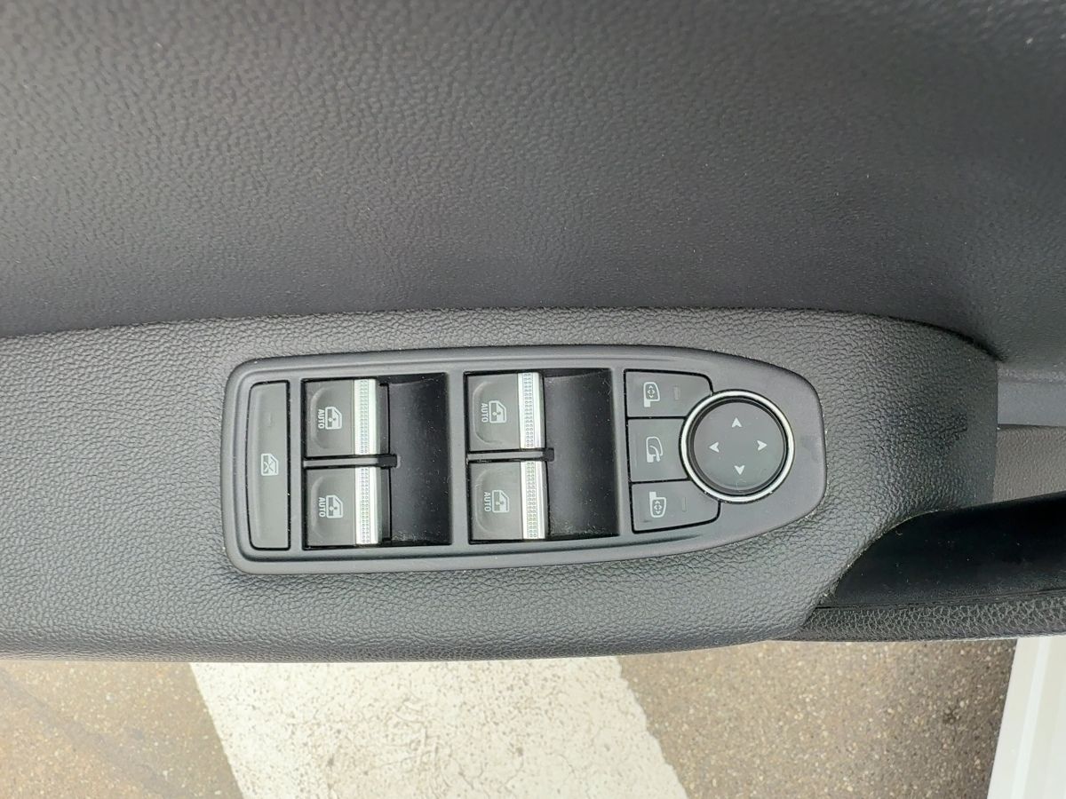 Fahrzeugabbildung Renault Captur Intens Plug-In 160 Kamera Navi EPH