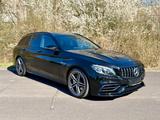 Mercedes-Benz C 63 AMG*Night*Pano*Burmester*Dig.Cockp*Distroni - gebrauchte Mercedes-Benz C 63 AMG aus dem Jahr 2020