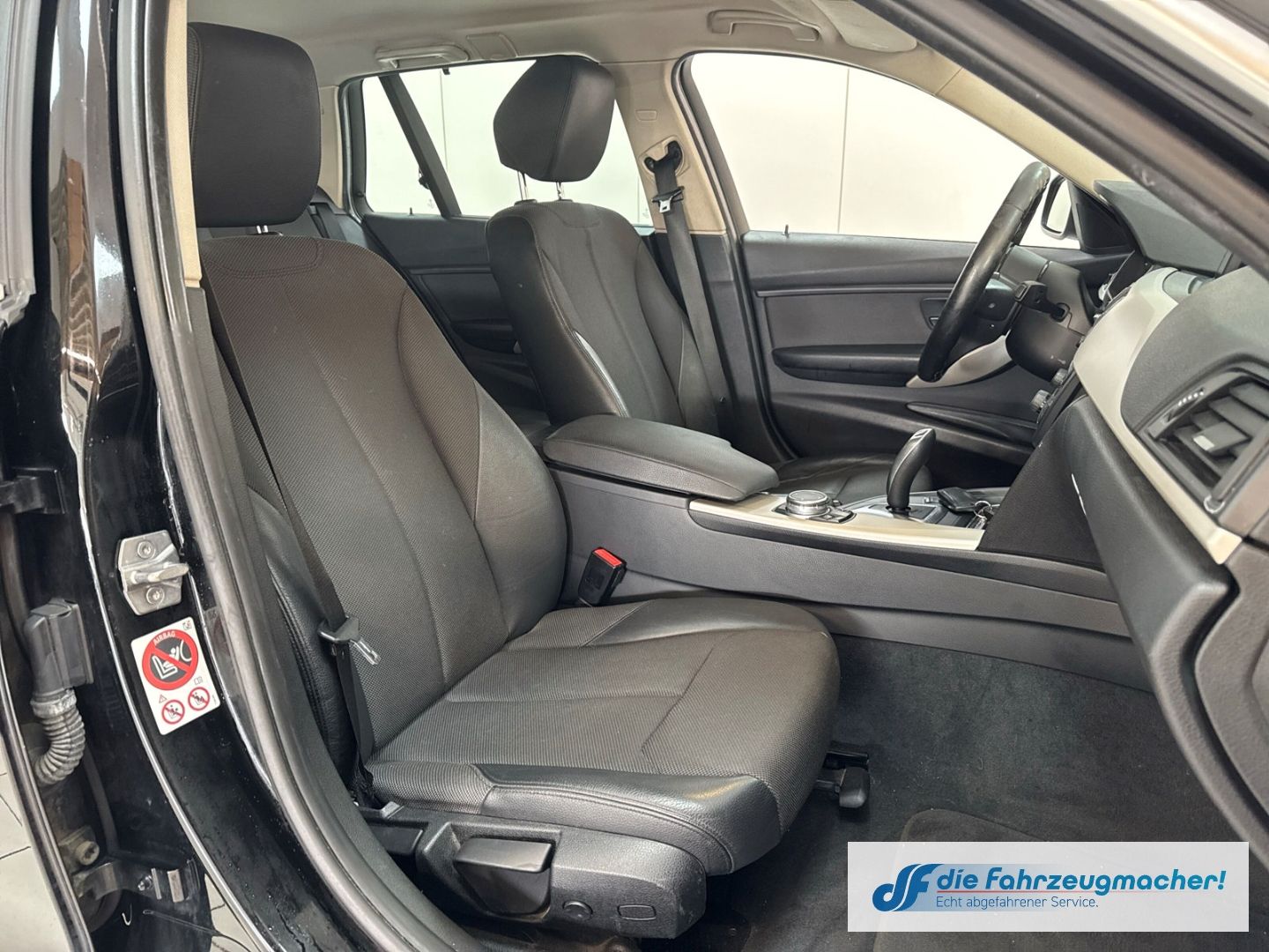 Fahrzeugabbildung BMW 320 dA Touring Navi Soundsy. El. Heckk. *EXPORT