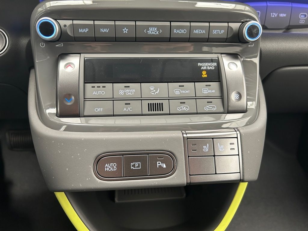 Fahrzeugabbildung Hyundai INSTER Cross EV 49 kWh Prime 2xKlima AUT KlimaA