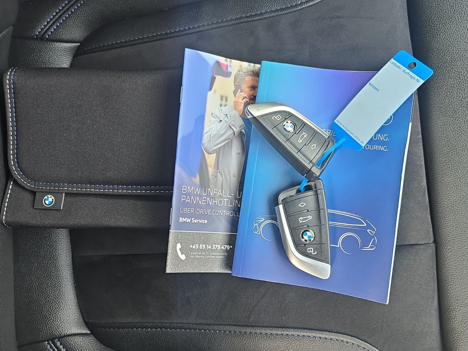 Fahrzeugabbildung BMW Touring 320i M-SPORT LC.PRO ACC ,Hifi,Carplay