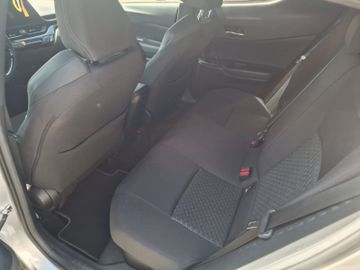 Toyota C-HR - 11