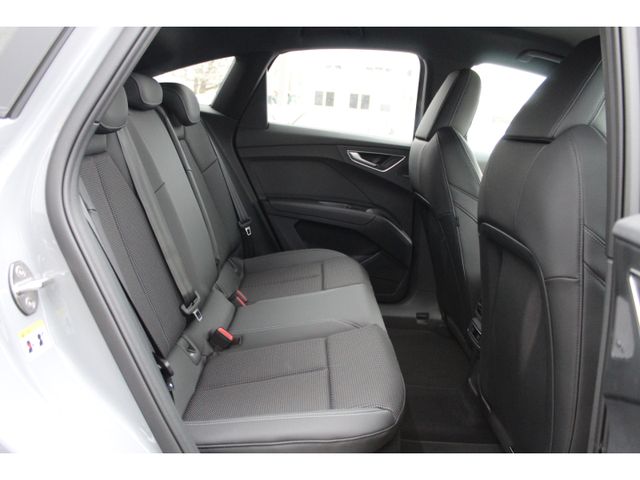 Q4 e-tron Sportback 45 qu.- S-Line*SONOS*Assist!
