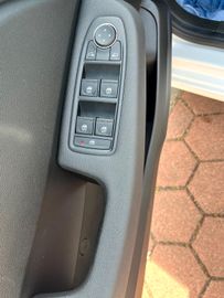 Renault Clio - 10