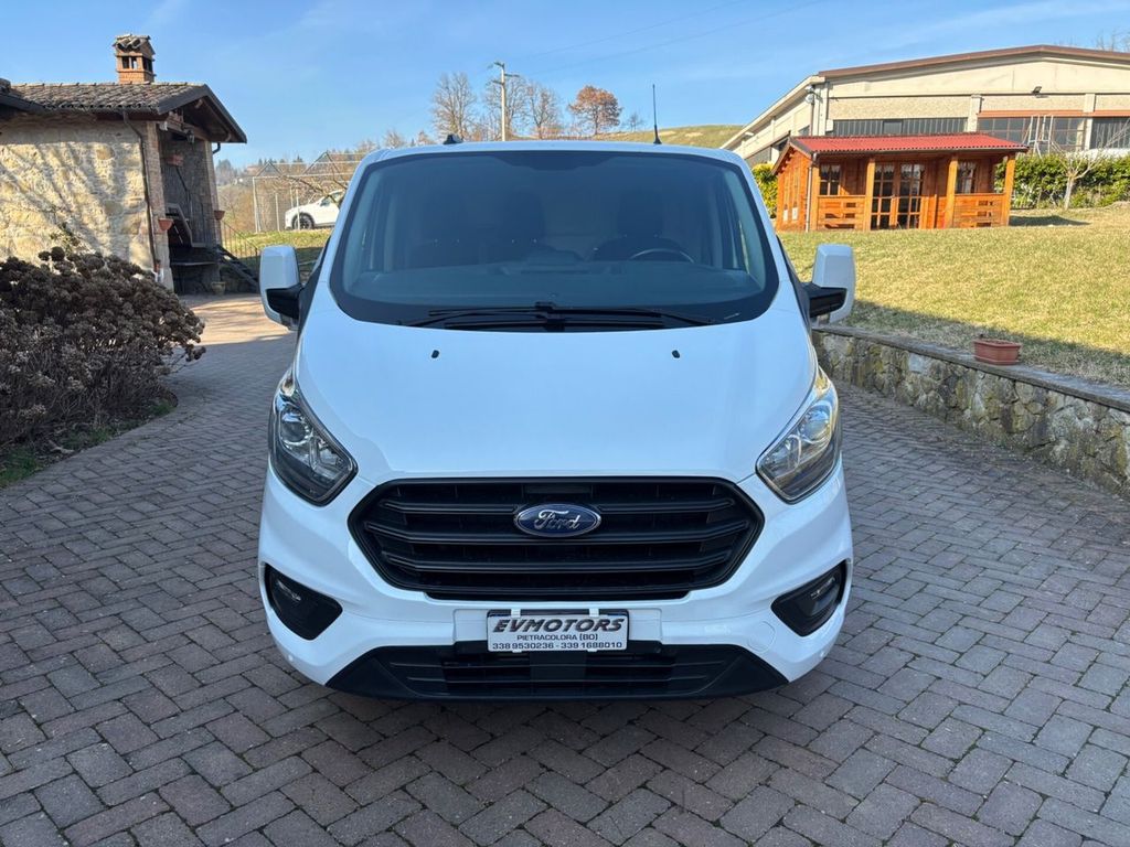 Image of Ford Transit Custom