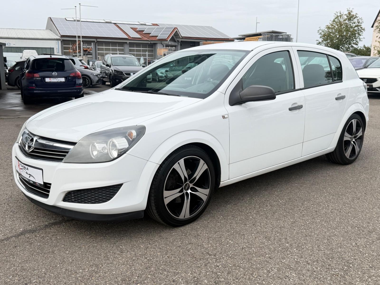 Opel Astra H 1.6 Innovation_Klima_Tempomat_AHK_