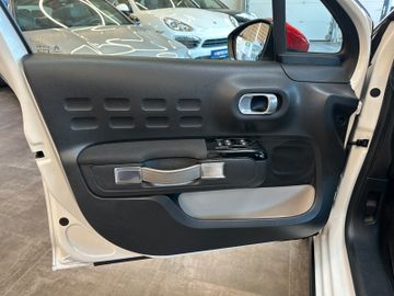 MYAUTOCENTER – Gebraucht- und Jahreswagen mit Werkstattservice in Pfaffenhofen Citroën C3 Shine *TÜV-NEU*KLIMA*NAVI*KAMERA*LED*